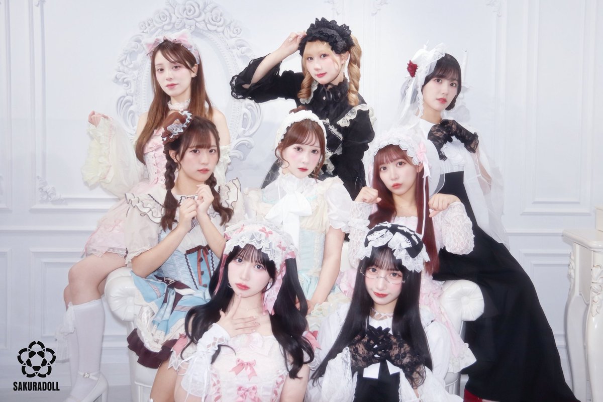SAKURADOLL_JPN's tweet photo. ＼🎀ロリータオンライン特典会🎀／

♡₊˚ ビジュアル解禁 ˚₊♡

ECサイトチェックしてねॱ*⑅ ୨୧

🎀公式ECサイト🎀
https://t.co/jCBjyrbCwQ https://t.co/7h1fjriYnP