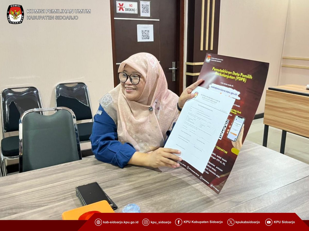 kpukabsidoarjo's tweet photo. Halo #TemanPemilih π
Mengawali aktivitas dengan semangat #SelasaCeria, KPU Kabupaten Sidoarjo melaksanakan Pembekalan Coklit Terbatas (Coktas) untuk Pemutakhiran Data Pemilih Berkelanjutan (PDPB) Triwulan II Tahun 2026 pada Selasa, 23 Juni 2026, di Ruang Media Center https://t.co/sjfaFa9ez5