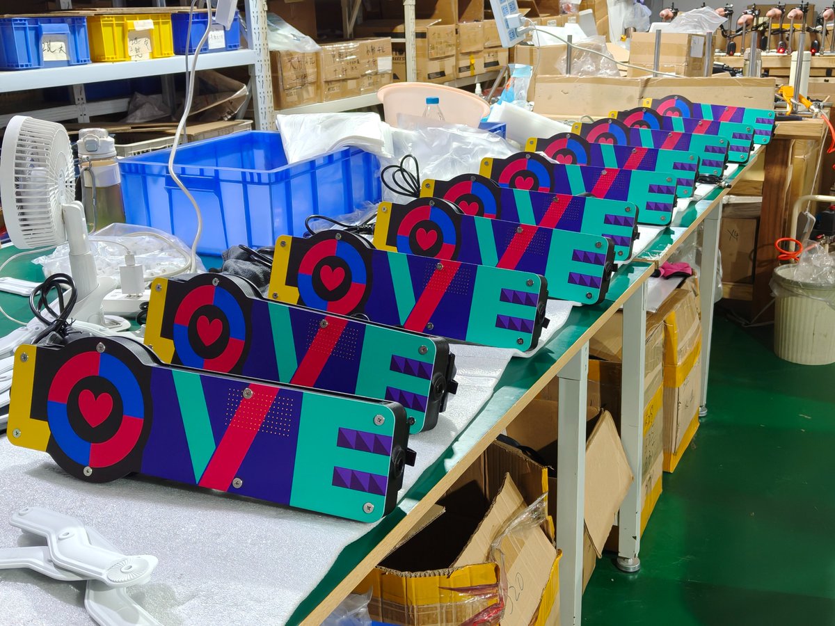 ZSEX_Official's tweet photo. Some people do morning coffee.
We do morning packaging inspections.
Same energy. Different obsession.
#FactoryLife #BehindTheScenes #massager #wellness #pleasure #adultproduct #sextoy #bdsm #singlegirls #fyp #sexualwellness #single #sexmachine https://t.co/XPQYO5odKH