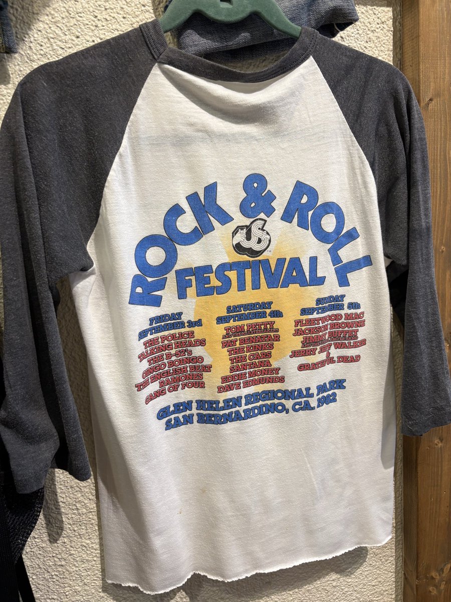 howdy_88's tweet photo. U.Sフェスティバル
1982年ビンテージ
やや汚れあり🙏 https://t.co/RqnpjzsSXn