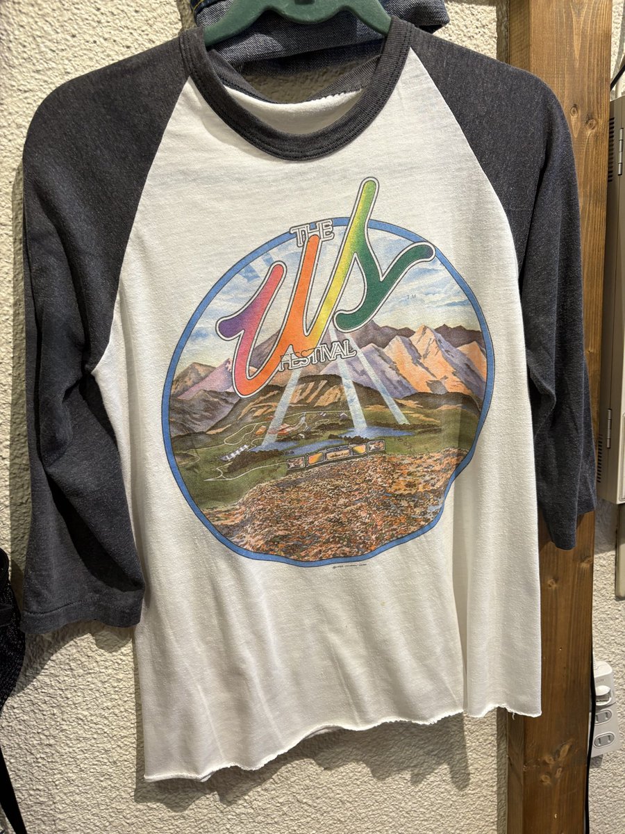 howdy_88's tweet photo. U.Sフェスティバル
1982年ビンテージ
やや汚れあり🙏 https://t.co/RqnpjzsSXn