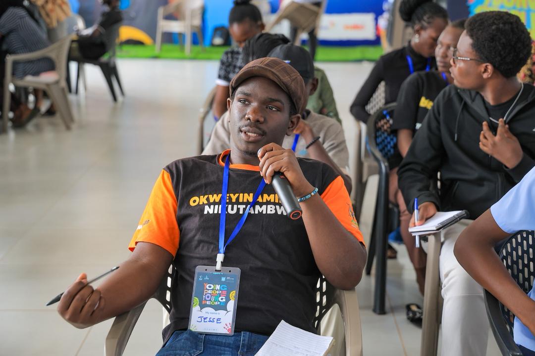 reachahand's tweet photo. How prepared are you to protect yourself from diseases that affect your community?

Our first session with Dr. Richard Munana reminded us that knowing how diseases spread is only half the battle the real win is acting on that knowledge. Sleep under a mosquito net, drink safe water, and practice good hygiene. When something doesn't feel right, get checked by a health professional early. #PEA26 #ReachAhandAfrica