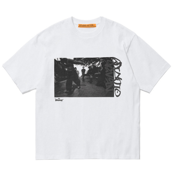 _STUDIOSEVEN's tweet photo. 【New Arrival】

KID x SVN Photo Tee
8,800 tax in

KID PHENOMENON 2nd Albumの発売を記念したTシャツ👕

スタッフ着用サイズ：L（男性/177cm)

〈ONLINE〉
https://t.co/YQxUolaPeu

#STUDIOSEVEN
#KIDPHENOMENON https://t.co/vmNWijL8pT