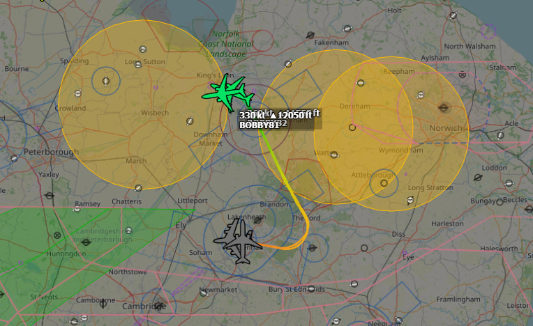 Andyyyyrrrr's tweet photo. 08:32 BOBBY 81/82 x2 USAF KC-46/A Pegasus
+ CUBE 31 flt x4 USMC F-35's
#BOBBY81 airborne from RAF Mildenhall to rejoin with #CUBE41 (airborne from Marham) who's currently in the hold ott Marham.
#CUBE31 wkg Swanwick Mil 252.975 / A2A 342.650 / Boom Frequency 298.100. https://t.co/YNLSZxgzRX