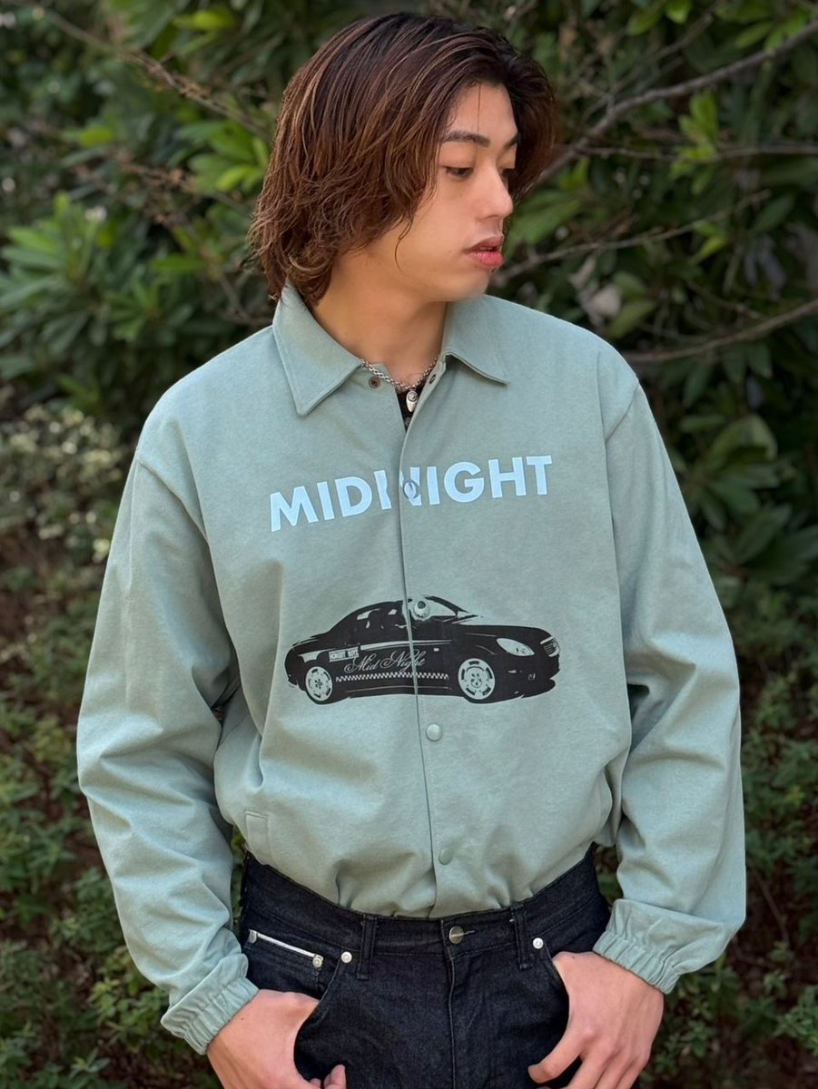 _STUDIOSEVEN's tweet photo. 【Pickup Item】

HBZ x SVN MIDNIGHT Coach Jacket
¥19,800

「Midnight feat. claquepot」のMVのワンシーンをグラフィックとして落とし込んだコーチジャケット🧥

スタッフ着用サイズ：M（男性/188㎝）

〈ONLINE〉
https://t.co/4iWHKRbYMH

#STUDIOSEVEN
#スタジオセブン https://t.co/gdqrvXFXeh