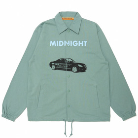 _STUDIOSEVEN's tweet photo. 【Pickup Item】

HBZ x SVN MIDNIGHT Coach Jacket
¥19,800

「Midnight feat. claquepot」のMVのワンシーンをグラフィックとして落とし込んだコーチジャケット🧥

スタッフ着用サイズ：M（男性/188㎝）

〈ONLINE〉
https://t.co/4iWHKRbYMH

#STUDIOSEVEN
#スタジオセブン https://t.co/gdqrvXFXeh