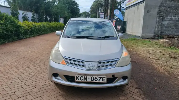 Shareman_Cars's tweet photo. Deposit: KES 145,250 | Price: KES 415,000🚗 Nissan Tiida
📅 2010 Model
⛽ 1.5L Petrol Engine
⚙️ Automatic Transmission
📍 Kisumu✅ Spacious Interior
✅ Fuel Efficient
✅ Comfortable Daily Driver
✅ Ideal Family Car💰 Price: KES 415,000
📞 0710 792 499 https://t.co/fV8euFtG0K