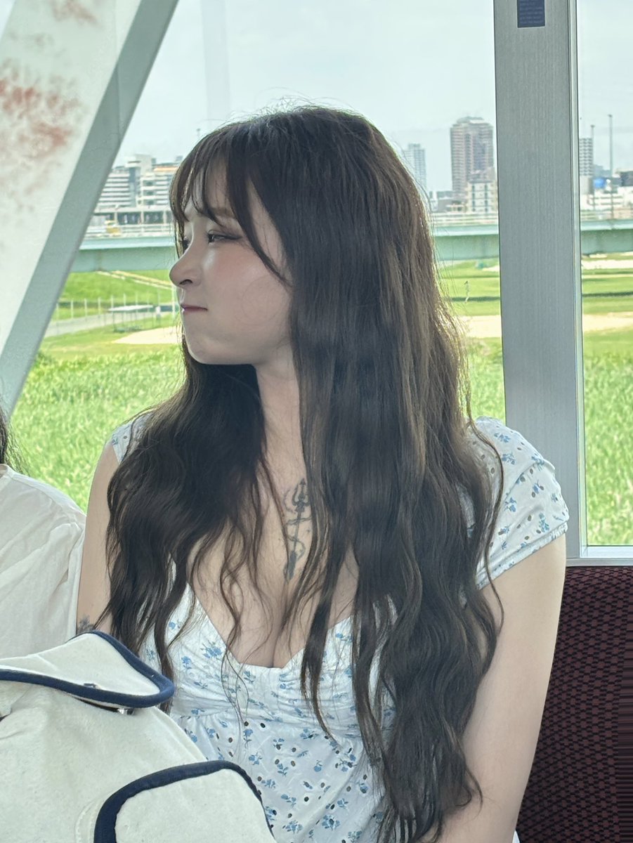 Muna10041004's tweet photo. #도쿄 #여행 #지하철 #도촬
#육덕 하게나옴...ㅠ🥺 https://t.co/CiO4bpIUTJ
