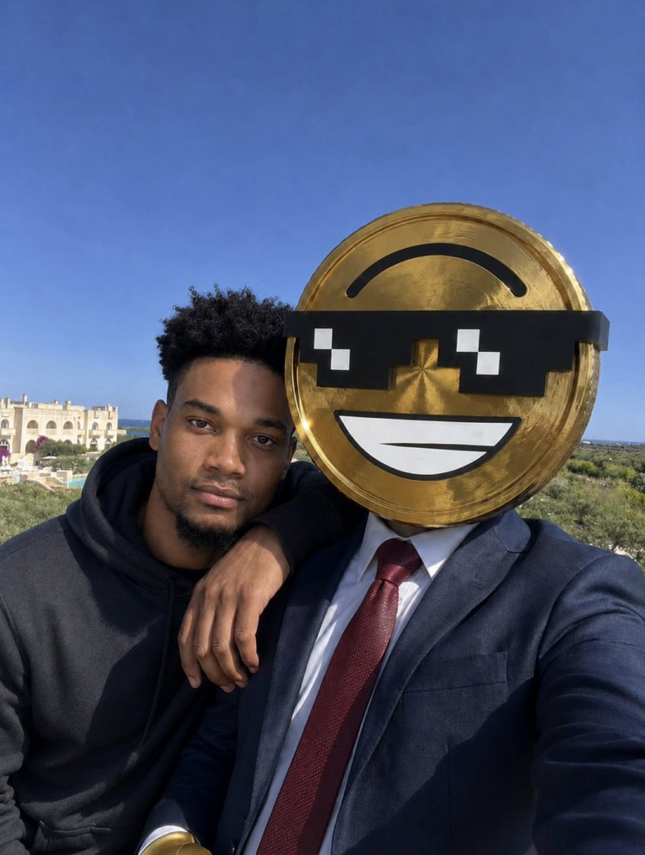 thememecoincult's tweet photo. Memecoinmaxxing with bro. https://t.co/nO8lx15JTi