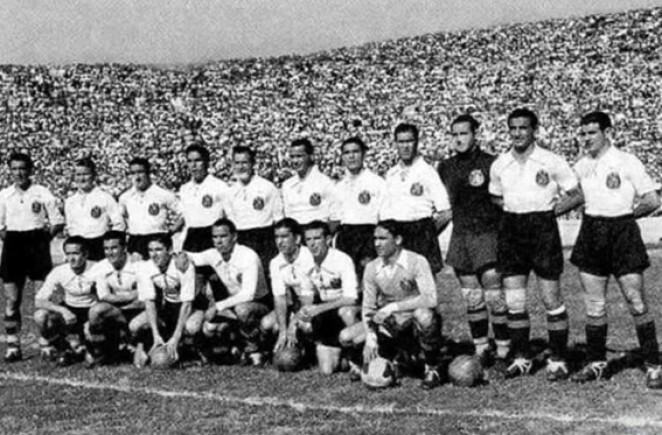 RealOviedo's tweet photo. 📚 Martes de #HistoriaRO

✍🏻 Hace 80 años Jugo debutaba en la selección española

📲 https://t.co/Qg7fImQ26w

@FundacionRO
#RealOviedo 🔵⚪ https://t.co/nNiT3XrnRN