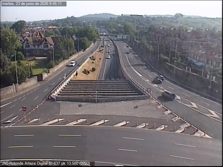 trafikoaEJGV's tweet photo. ✅ #Autopilaketak AMAITUTA #Bi637 Km 13 #Leioa-n Bilboko norantzan.
✅ Retenciones FINALIZADAS en #Bi637 Pk 13 #Leioa sentido Bilbao.
#Trafikoa https://t.co/fdf5gDAZP9