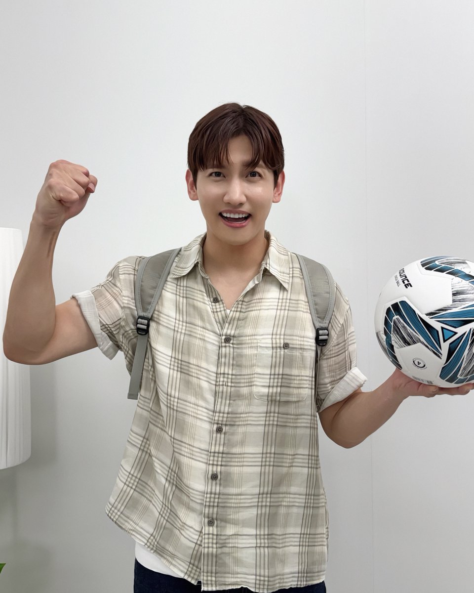 TVXQ's tweet photo. #덕밥집 2호점 4회 ⚽️

#MAXCHANGMIN #최강창민
#TVXQ! #동방신기 #東方神起 https://t.co/mHap62SvN1
