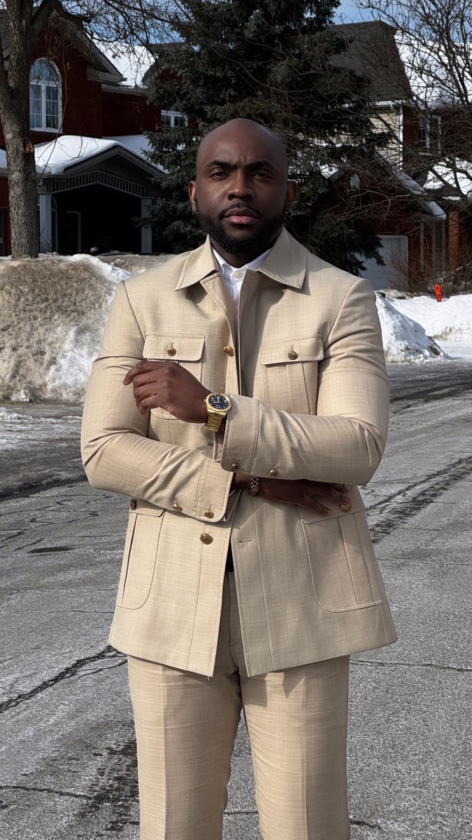 BongoJonathan1's tweet photo. Fabuleux anniversaire mon très cher collaborateur éternel l'impérial @kupelesa mapamboli ebelé , seul Dieu sait inch'Allah 🙏.

Longue vie de prospérité en tout cas, nous fêterons l'un des anniversaires au palais de la Libération que nous allons nous-mêmes bâtir. https://t.co/1CCb31CY8P