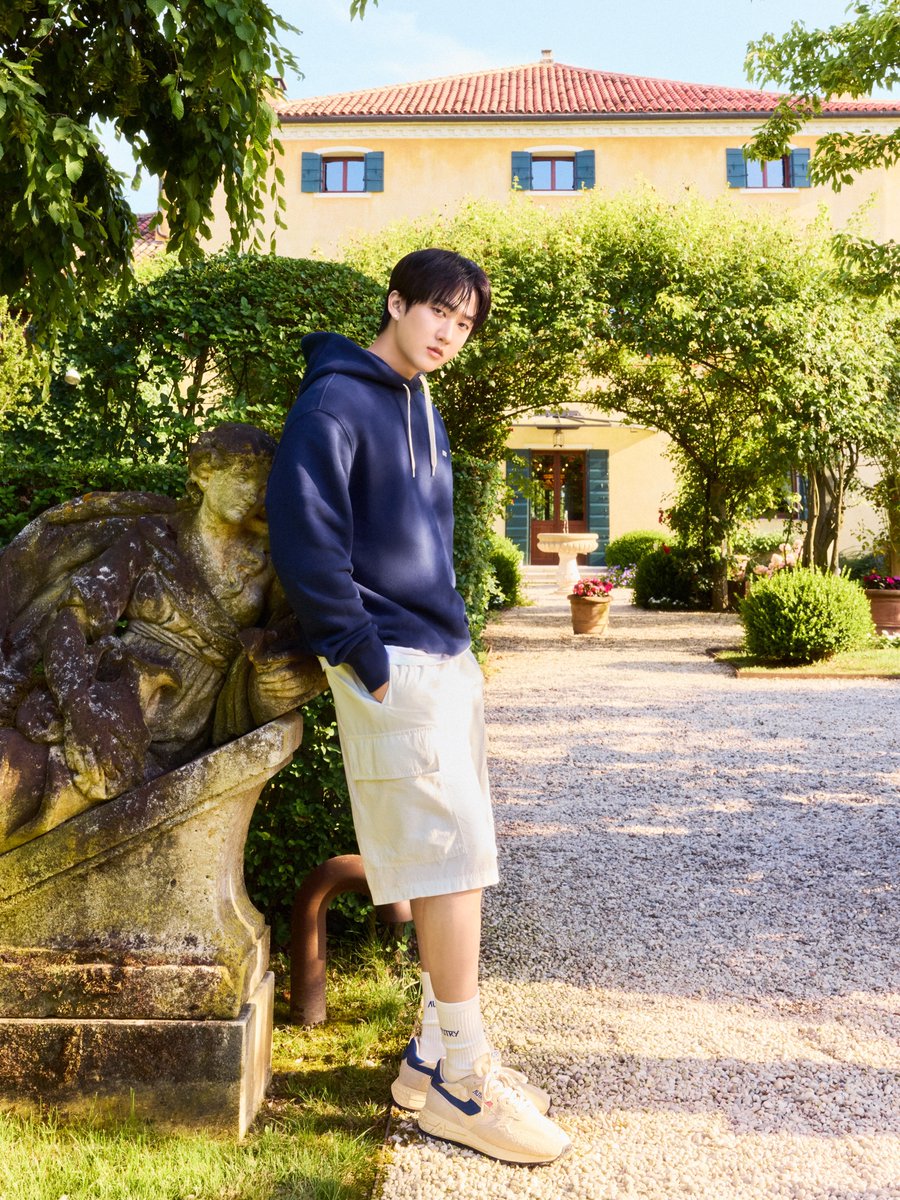 ZLuqLXr9GAfrlis's tweet photo. AUTRY IG #창빈 #CHANGBINxAUTRY ♡♡ 

 Global Ambassador Changbin @ jutdwae visiting Autry’s Villa in Venice https://t.co/joJataKMcz