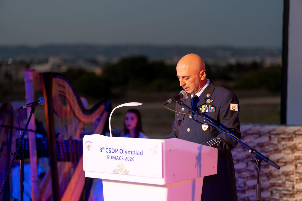 DefenceCyprus's tweet photo. Ολοκλήρωση της 8ης  Ολυμπιάδας της Κοινής Πολιτικής Ασφάλειας και Άμυνας και του Σεμιναρίου Διοικητών Στρατιωτικών Ακαδημιών της Ευρωπαϊκής Ένωσης

📝https://t.co/uVhbfouPS1 https://t.co/LsbKss27dn