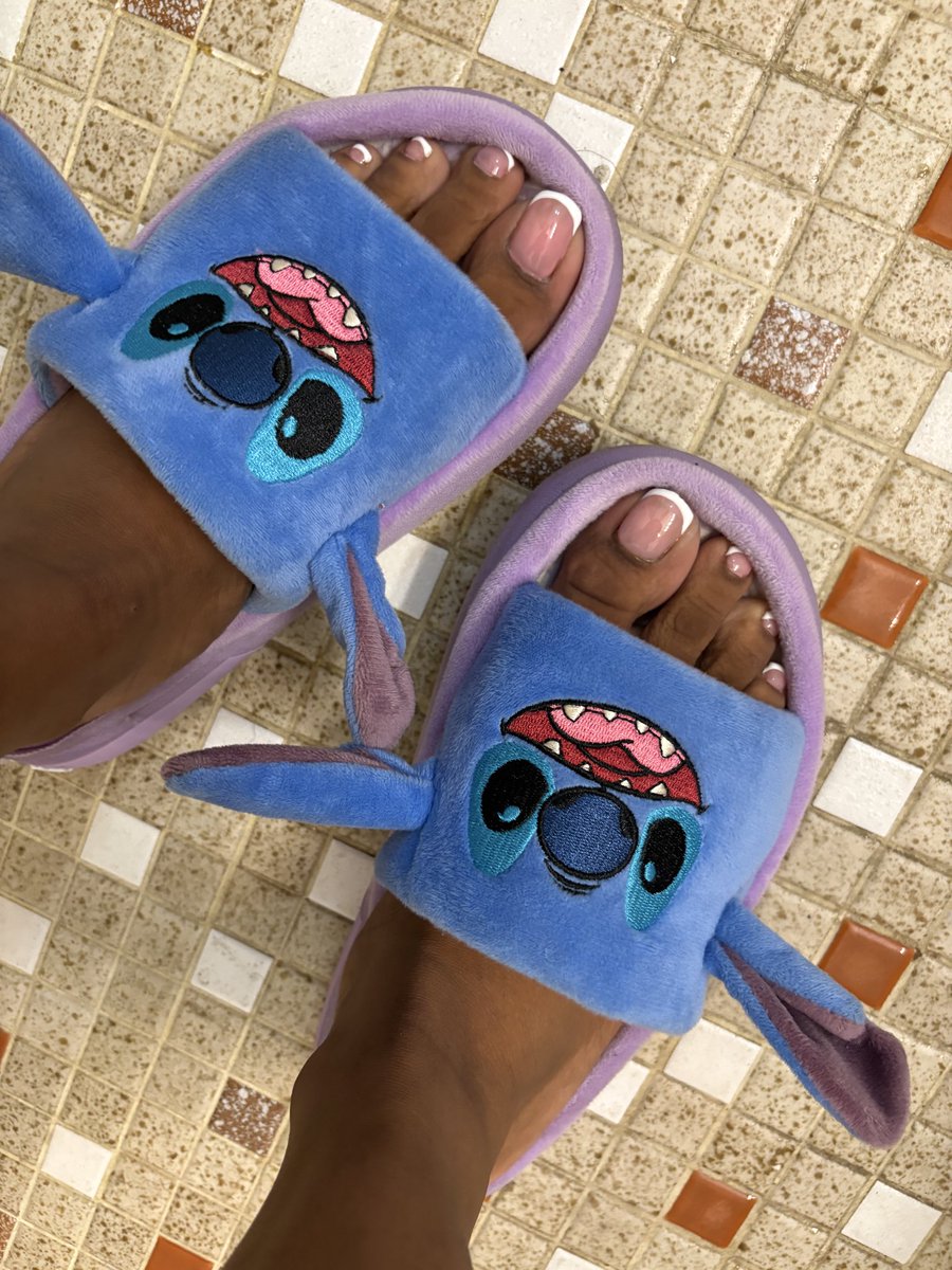 PrettttyP24's tweet photo. Suckable yet ? 🙂‍↕️🩷🫶🏽#feetfetısh #feetworshi̇p https://t.co/QAyaKrtEOC