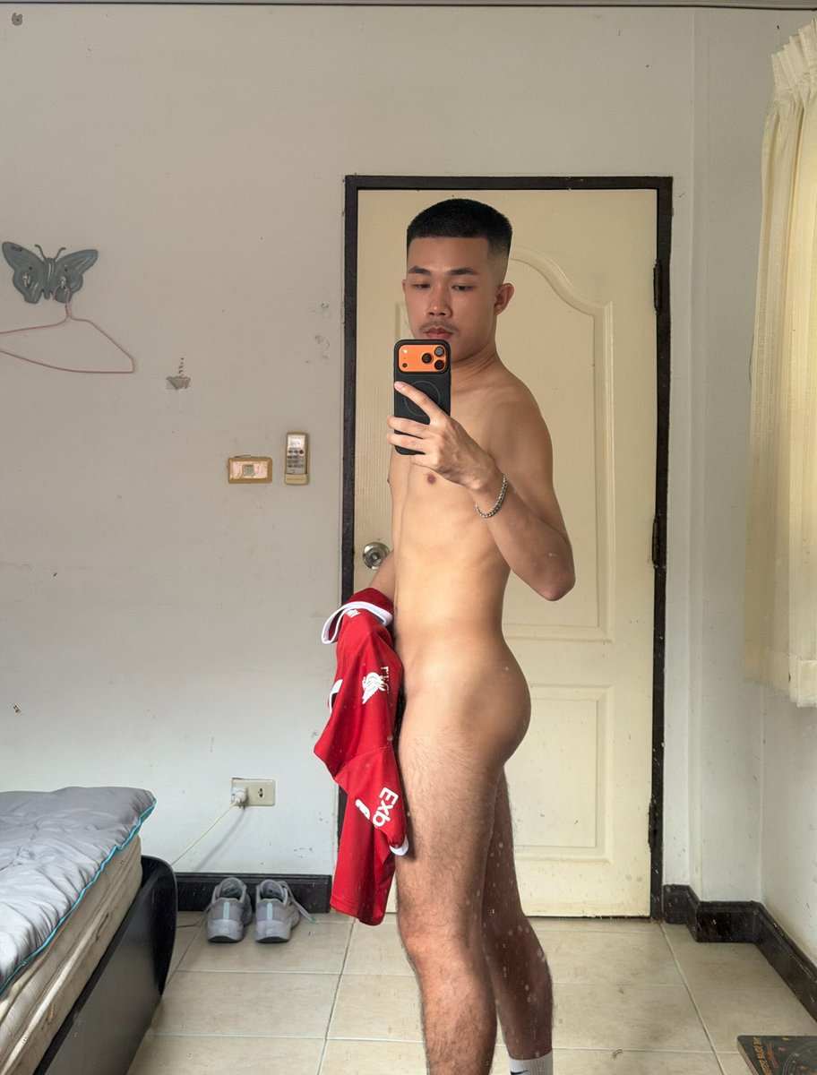 starboy326917's tweet photo. มาตีตูดให้หน่อย🤪 https://t.co/8FMQXVhJVp