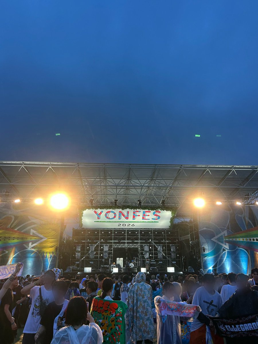 wjpmwg's tweet photo. YONFES 2026 ⟡.·*.
雨でも関係ないくらいに楽しかった！！
感動しすぎて大号泣、素敵なフェスでした；； https://t.co/iSFBd1AWrT