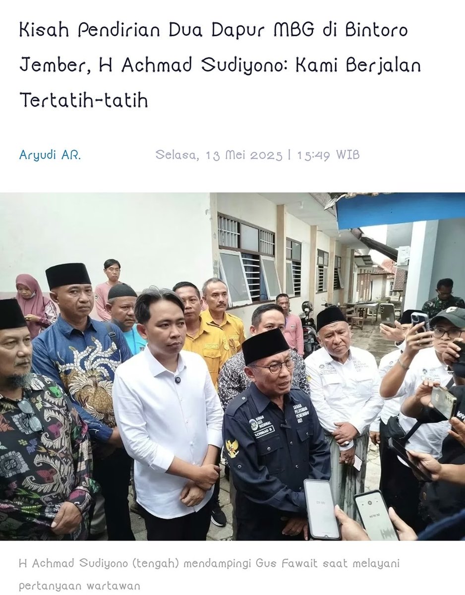 Jelli_cent's tweet photo. Terkuak lagi..
Siapa yg demo dukung MBG di Jember..

Ya yg punya dapur SPPG lah..🥱
Siapa dia..
Tinggal ketik, namanya Ahmad Sudiono..
Auto keluar smua informasi ttg dia..

Soal ibu guru yg konon puas dg MBG..
Masih dicari, namanya siapa, guru sekolah mana.. 
🤭🤭 https://t.co/Otq032NwyL