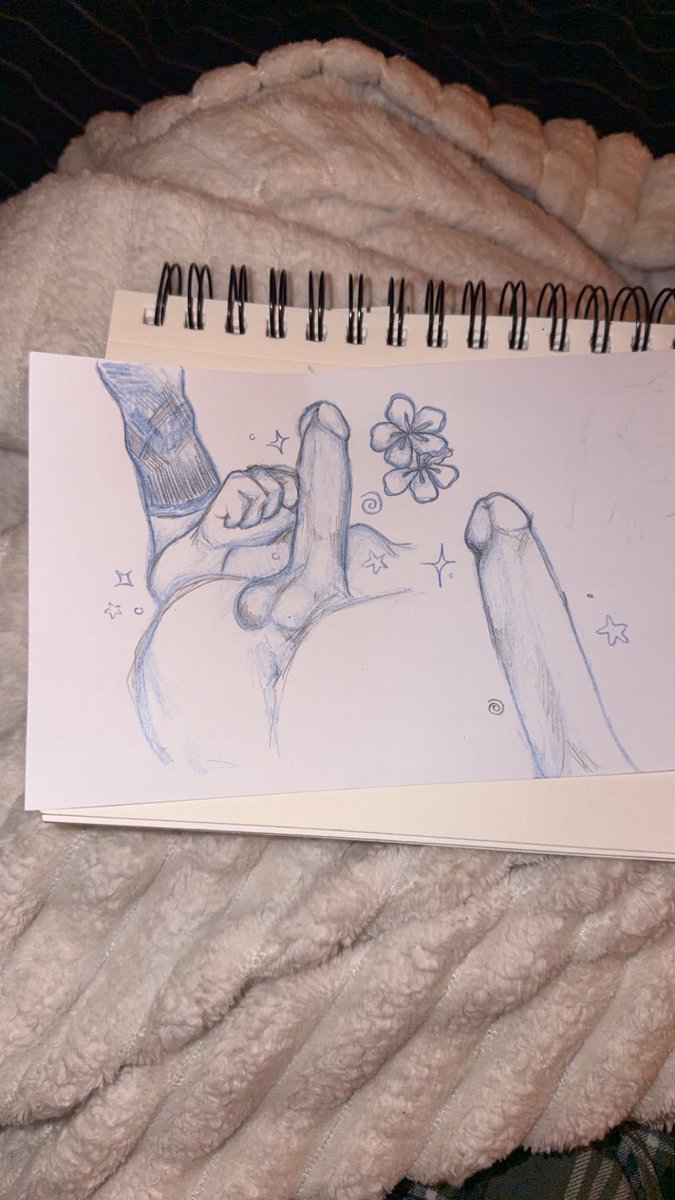 hibisdic's tweet photo. i js be drawing stuff https://t.co/unjaaJbfju