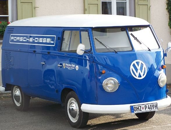 KwachSt's tweet photo. @nicekicks Here is the original "Kombi". https://t.co/C8h5vSfCjp