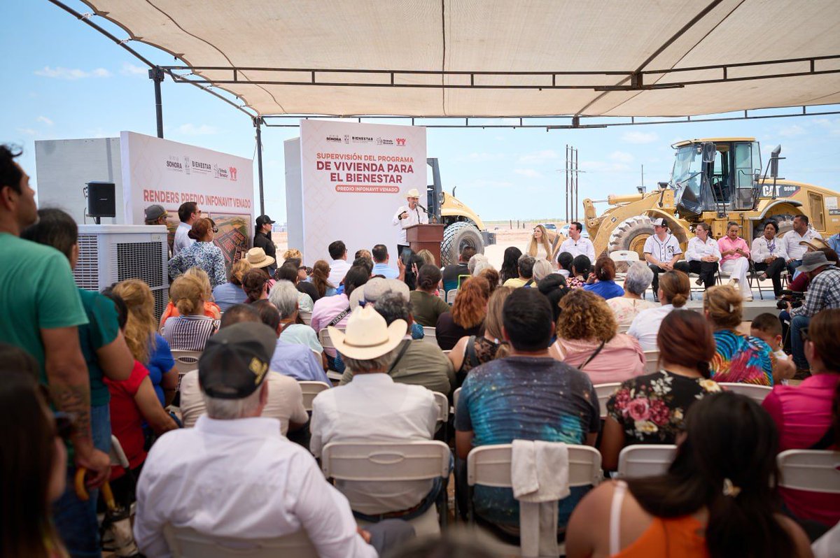 AlfonsoDurazo's tweet photo. En Navojoa supervisamos el proyecto de Viviendas para el Bienestar en el predio “Venado”, donde se construirán 2,500  nuevos hogares.

Con el respaldo de nuestra presidenta, @Claudiashein, este desarrollo abrirá la puerta a nuevas historias, más tranquilidad y un patrimonio propio para familias que buscan construir un mejor futuro.

#Sonorasetransforma #tierradeoportunidades