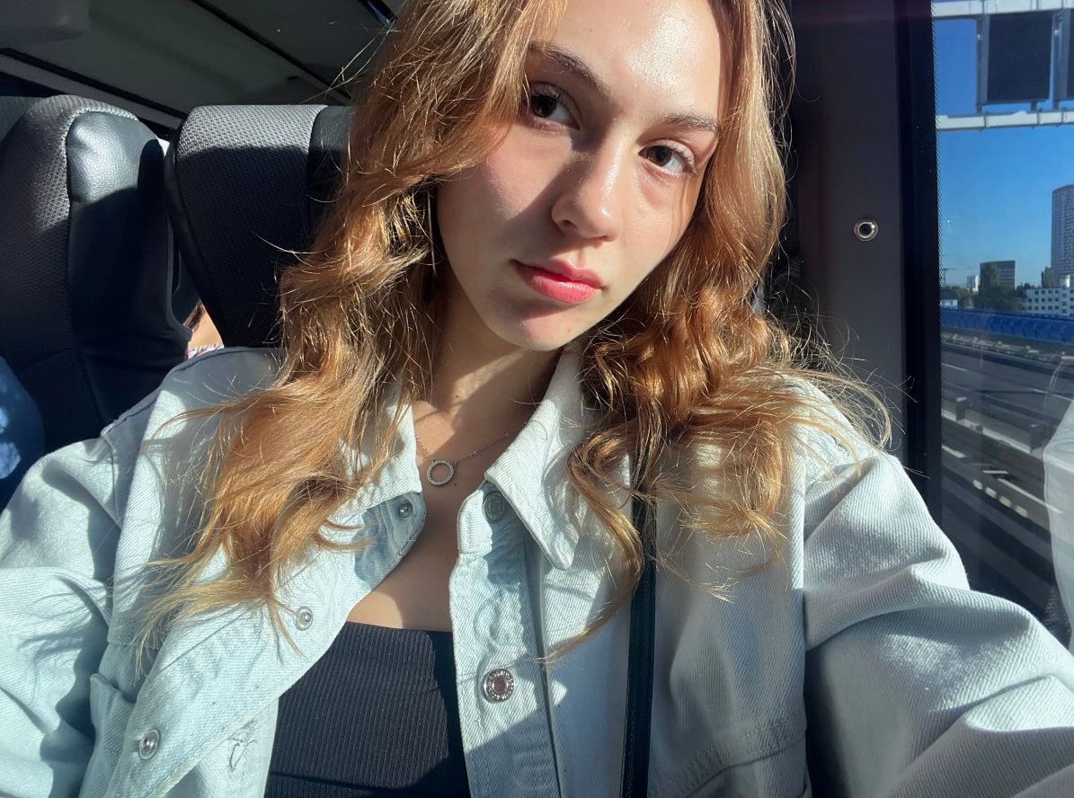 precisaoforma's tweet photo. Feeling cute feeling trouble. wild mood unlocked 💌 https://t.co/LtyO072PpL