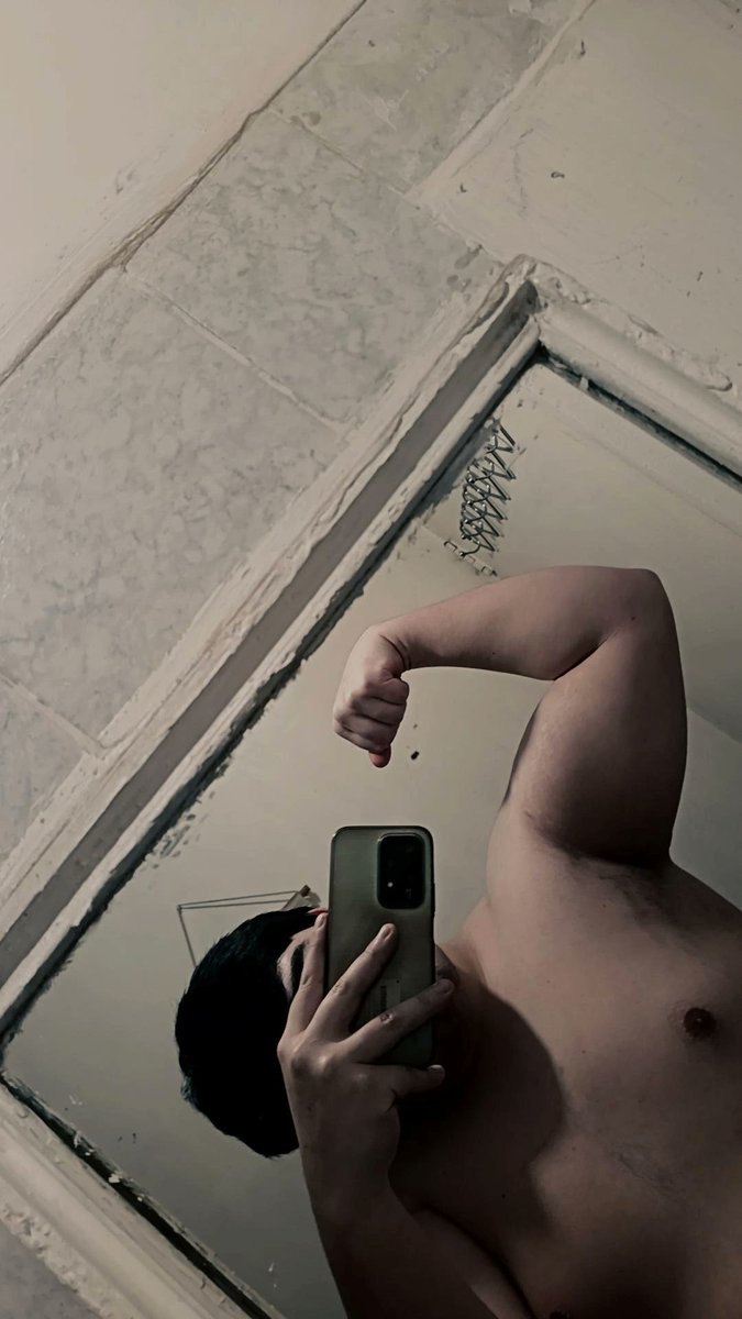 tatanux3's tweet photo. Esto también es sexy ¿no?

#gay #chile https://t.co/rBJC65KOXl
