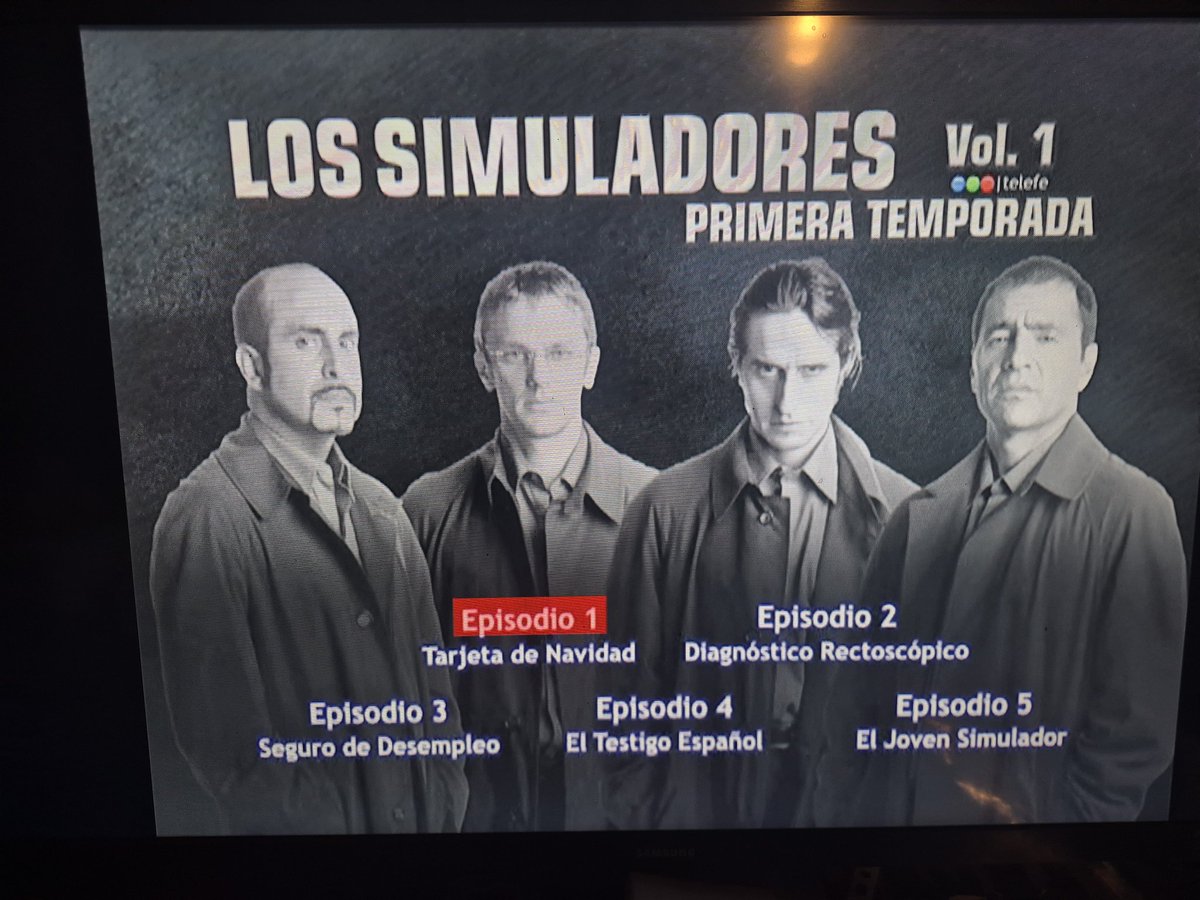 lean_stone's tweet photo. Dios bendiga a los DVDs de Blockbuster https://t.co/7b1JeAcSZt