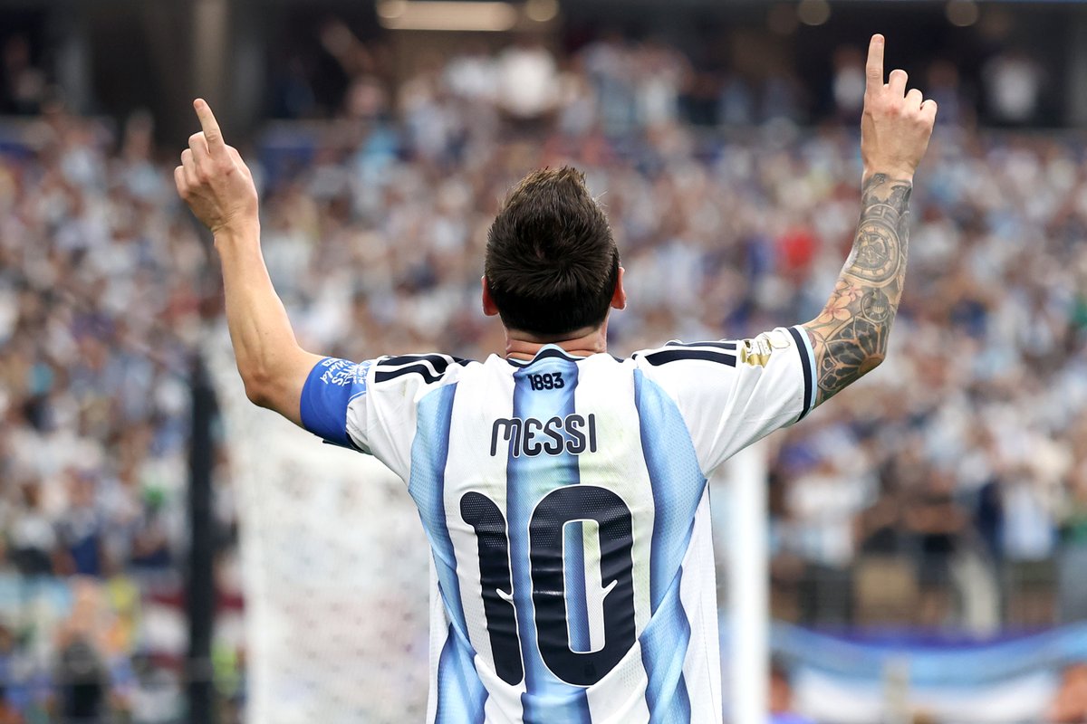 OxMahan's tweet photo. 🏆 #FIFAWorldCup 
@Polymarket
⚽️ Cinco goles bajo la misma firma ✍️ https://t.co/Dr68xVXO0J