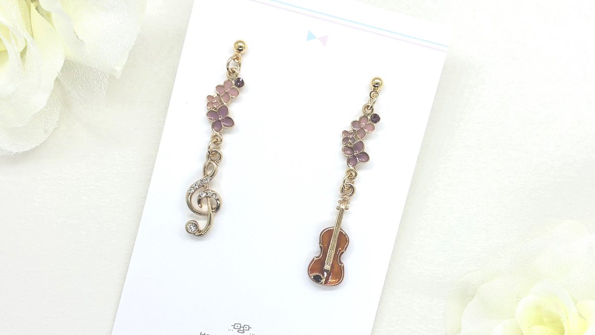 kojin_033's tweet photo. 紫陽花とバイオリン☔️🎻

ピンクの紫陽花を合わせた、
この季節ならではのアクセサリーです🌿

minneにて販売中✨

https://t.co/KF30plcowp

#紫陽花
#バイオリン
#ハンドメイドアクセサリー
#minne
#楽器アクセサリー https://t.co/eyuRPNNYzA