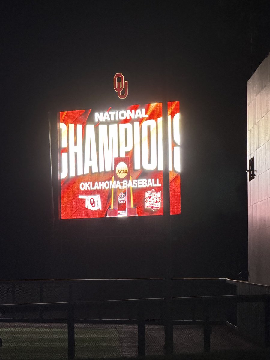 joey_helmer's tweet photo. Something beautiful has lit her up tonight https://t.co/GlBJ8xnpwf