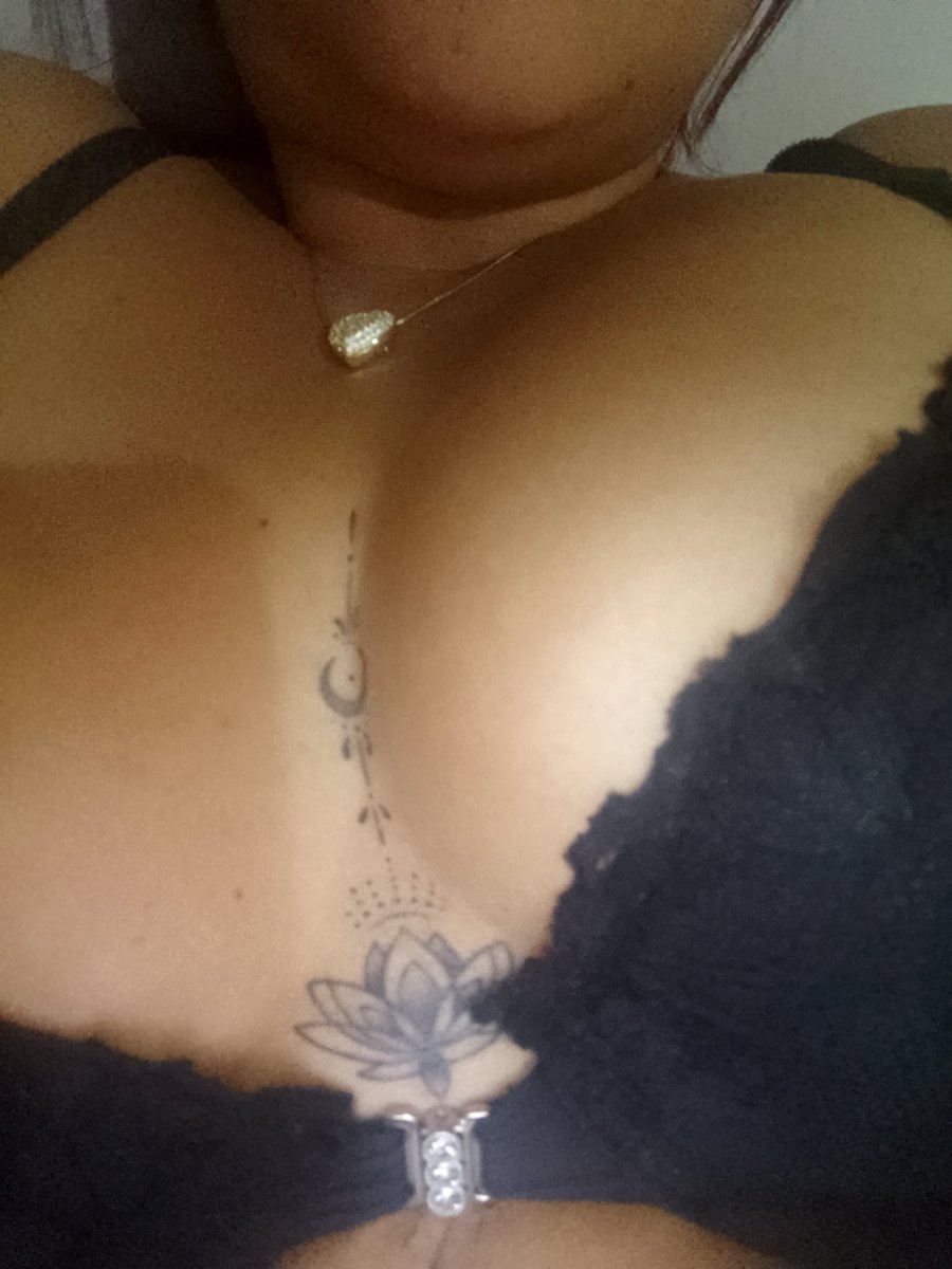 ParejaArtur's tweet photo. Quien para mañana 👿👿👿🍆🔥 https://t.co/1ytUc9nyPe