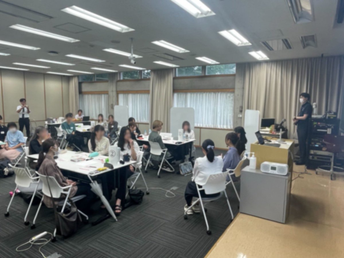 seijosupport's tweet photo. 6月20日に新期生を対象に、研修が実施されました！

ピアサポーターとして活動する上で大切な考え方や姿勢について学びました。
今後の活動につながる充実した研修となりました✨

#成城大学
#成城大学ピアサポーター https://t.co/hsUWcvnEuO