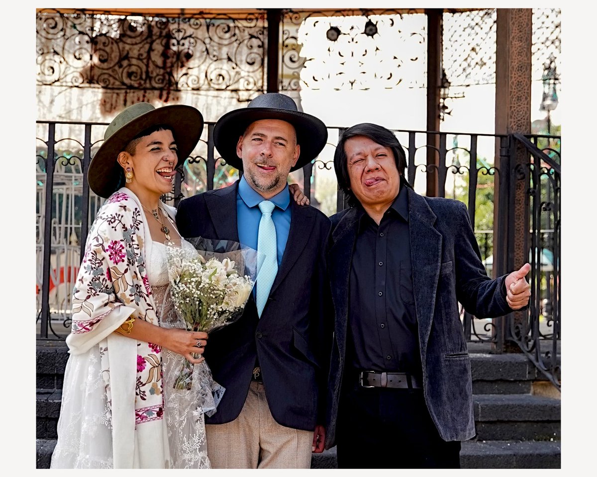 sysmalakian's tweet photo. I translated This wedding for my good friend Cristi Cal #surfmusic #friends #wedding #sysmalakian https://t.co/htS5Svi8nc