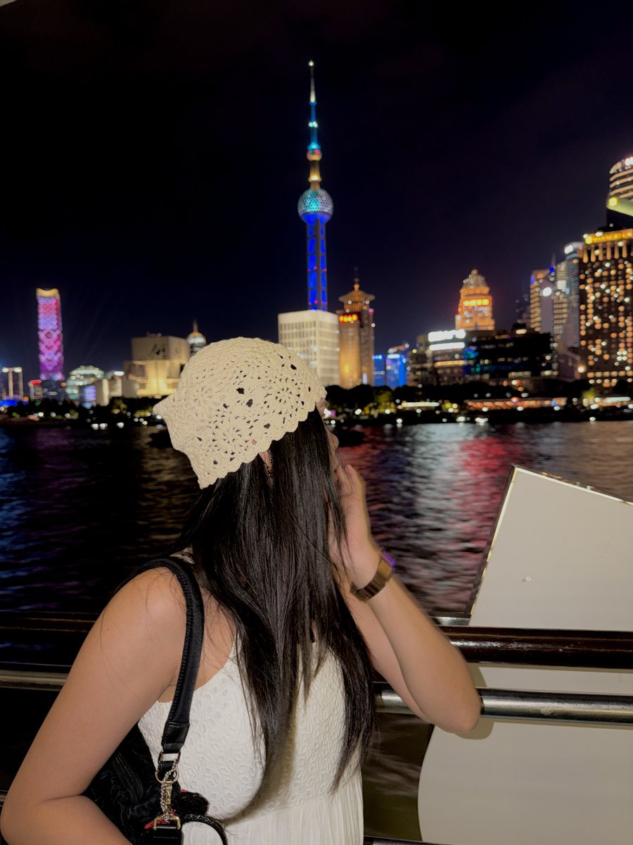 lxy_zip's tweet photo. shanghai will always be my fave skyline 🌃 https://t.co/lxjErPX90f