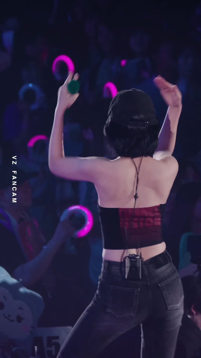 orangeryu417's tweet photo. SHIN RYUJIN INSANE BODY🫣 https://t.co/sYoche1OEO