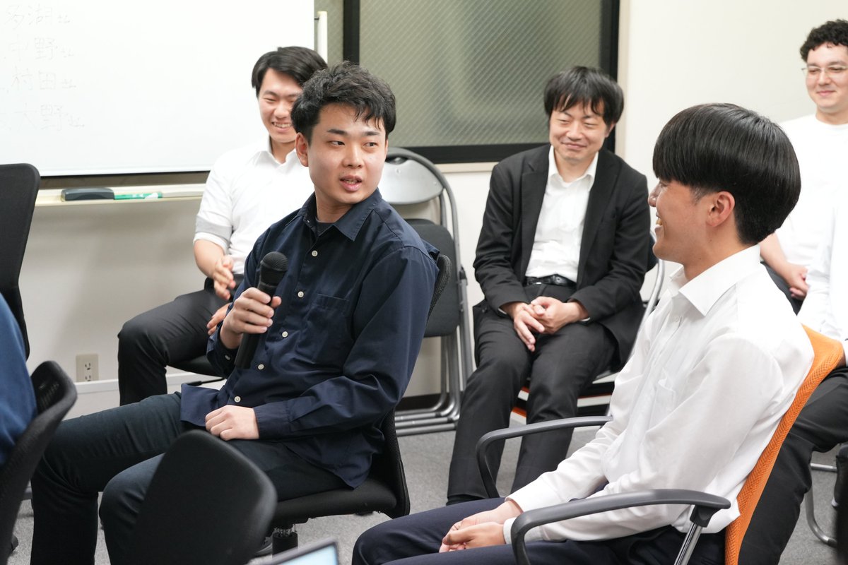 free_official_'s tweet photo. 【フリースタイル第一回LT会を開催🧑‍🏫】
先日、社内LT会（Lightning Talk）を開催しました！
スキル部門とFree Log部門に分かれ、話したいテーマについてプレゼンを実施。
業務で培った知識や経験から、趣味や興味のあることまで、それぞれの想いが詰まった熱い発表が繰り広げられました👏 https://t.co/M52HnPCt4A