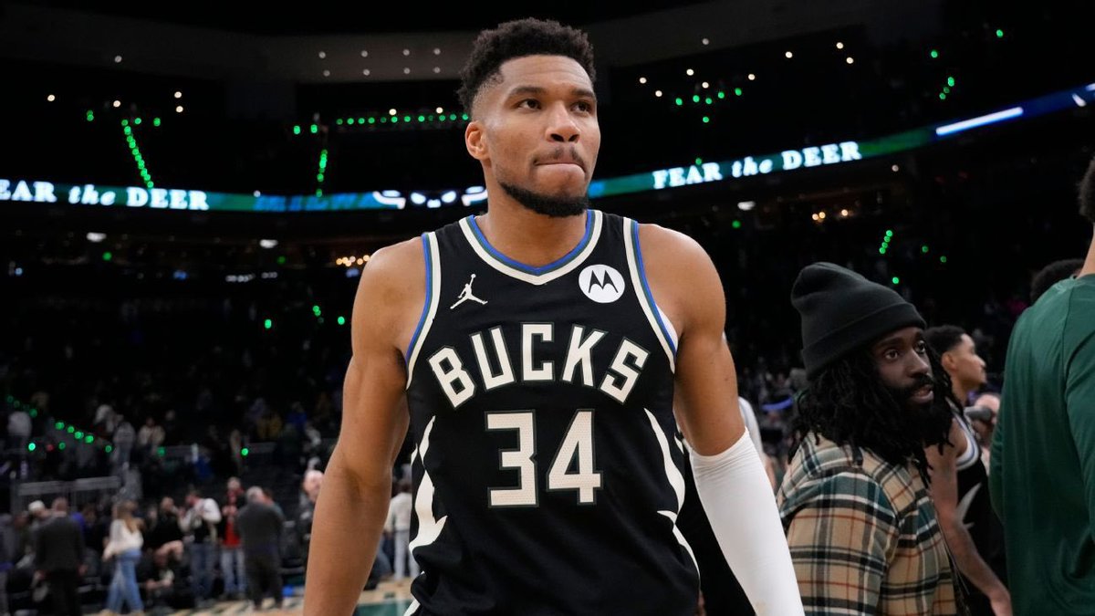 OnyxOdds's tweet photo. Who’s stopping this Heat starting 5?

- Davion Mitchell
- Norman Powell
- Andrew Wiggins
- Giannis
- Bam Adebayo https://t.co/rVG2UMQ6VA