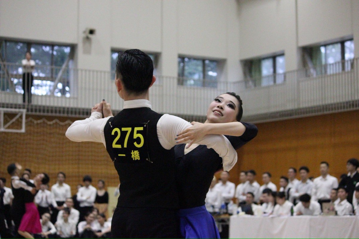 tsuda_hit_brdc's tweet photo. ☘️春ミニ東部結果報告☘️

【Sr.スタンダード】
梅田・冨永組 第3位🥉
田村・宮沢組第14位✨

一年生は初めての大会‼️
ドキドキしながらも堂々と踊っていました☺️☺️
シニアも後輩からのパワーをもらい頑張りしました💪💪
沢山賞状GET‼️✨気を抜けずに頑張るぞ😍😍
ファイト‼️常勝一橋‼️

#津田塾大学 https://t.co/2nFH8gqrYI