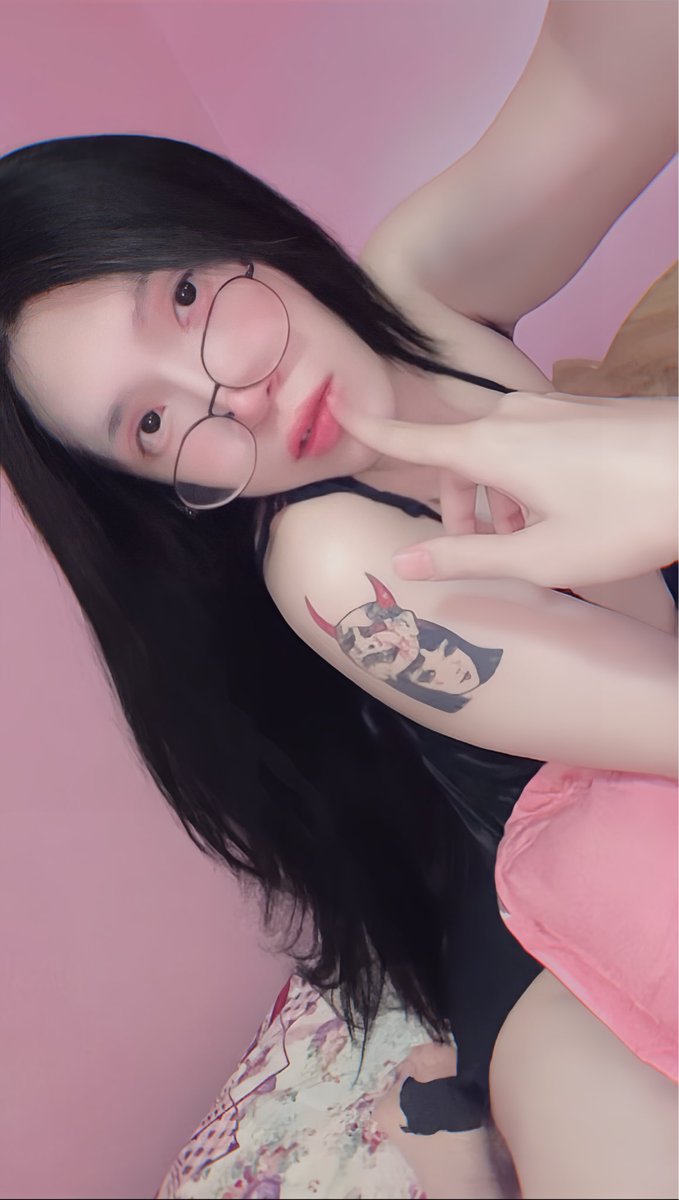 Meilin046's tweet photo. จุ๊บเมียว🤍#อุบล https://t.co/1DvoV1dYO6