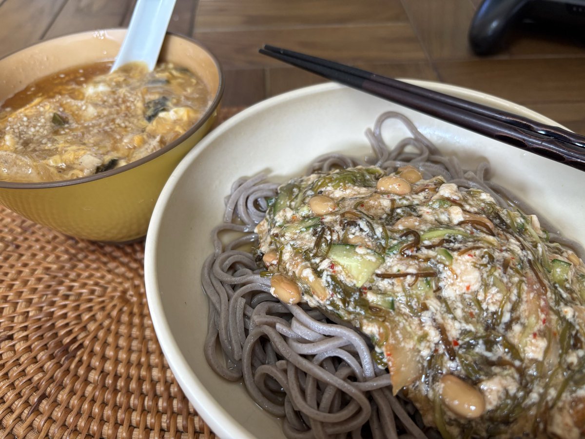 itteyan_'s tweet photo. 食うとる。 https://t.co/NdrrfkELeq