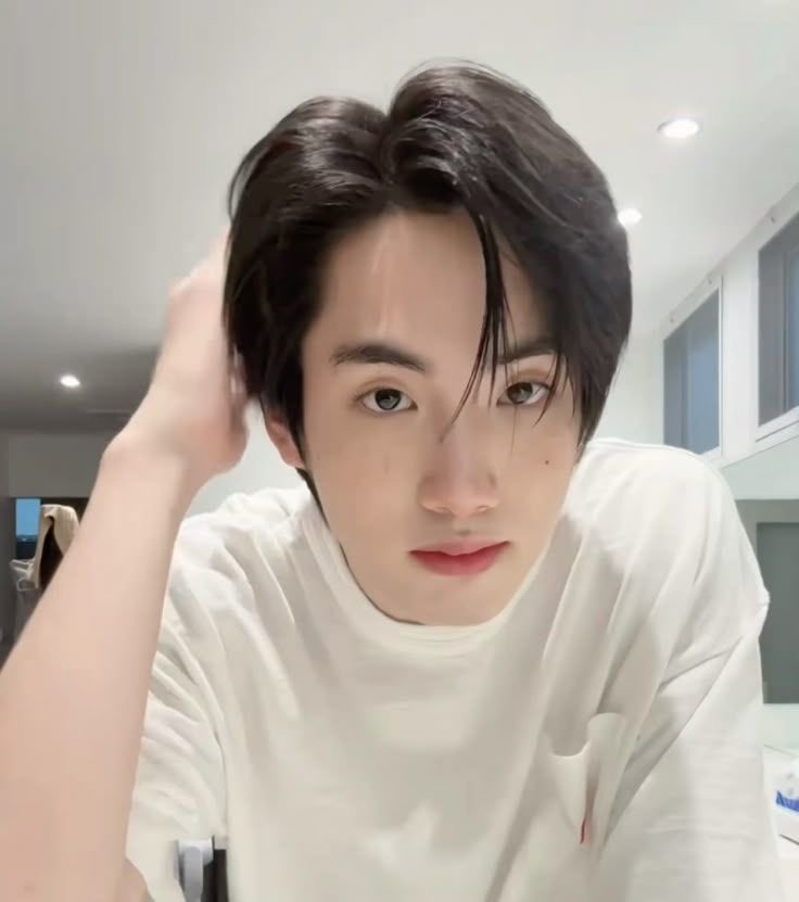 Bibabiiiii's tweet photo. ก็ไม่ได้แปลกเท่าไหร่ 2/10 https://t.co/0RxvjO4lch
