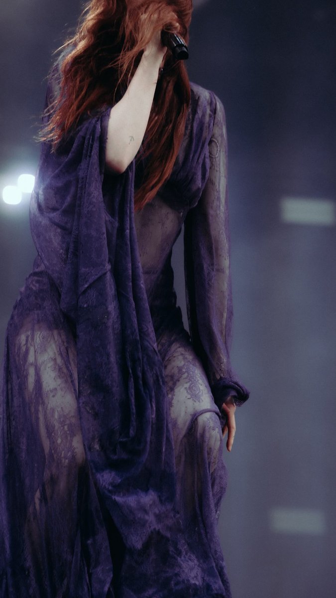florence welch archive tweet media