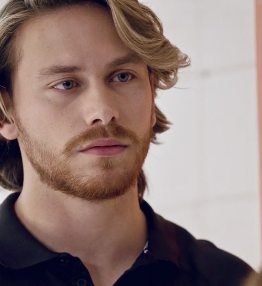 MadalinaMihai7's tweet photo. Que bello es Rafa 😍😍😍

ALDAINE X VIXMICRO  #AUnGolDelParaiso https://t.co/JRciz6LpxG