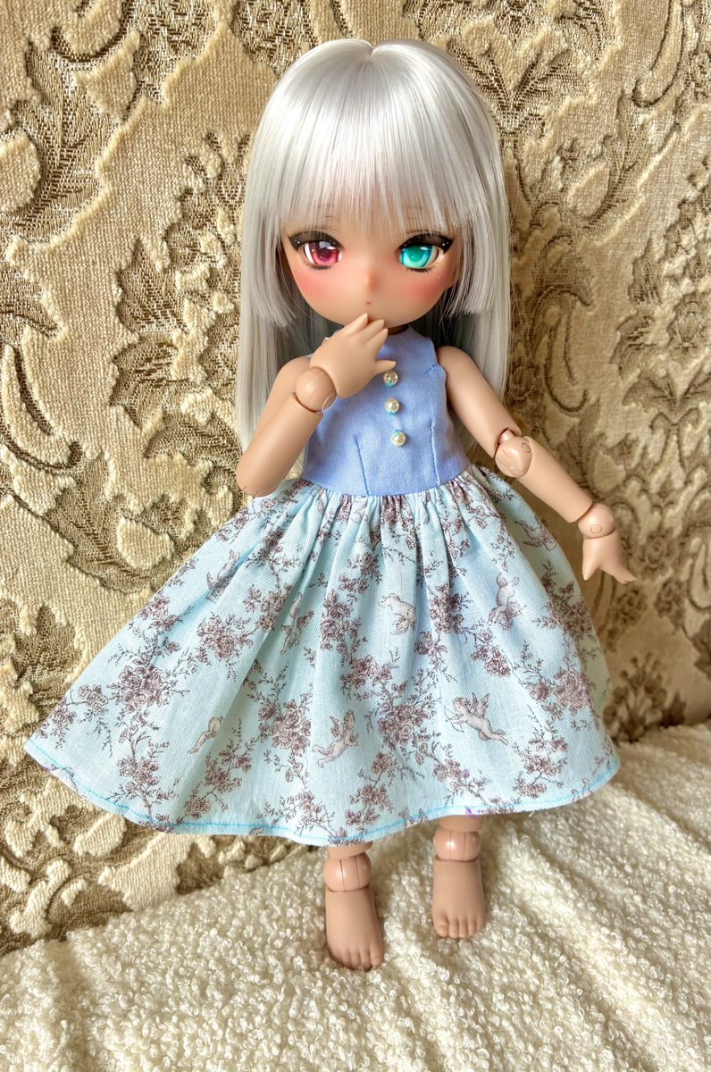 unmump's tweet photo. こんな感じです🥹あいにくの雨続きでお外には出せず…
後ろのスナップボタンのところは汚くなったのでリボンつけて荒隠し😌 https://t.co/qLrgJkhLoY