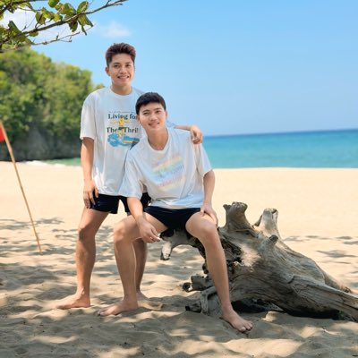 YannieDeron's tweet photo. #NewProfilePic https://t.co/VyMdnYPHV8