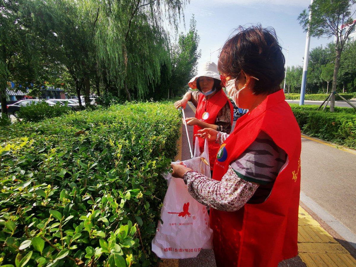 009Handersom's tweet photo. Join our community park cleanup this Saturday (9 AM)! Gloves u0026 snacks provided—let’s make our shared space shine together. See you there!， https://t.co/KAztnkwvTC