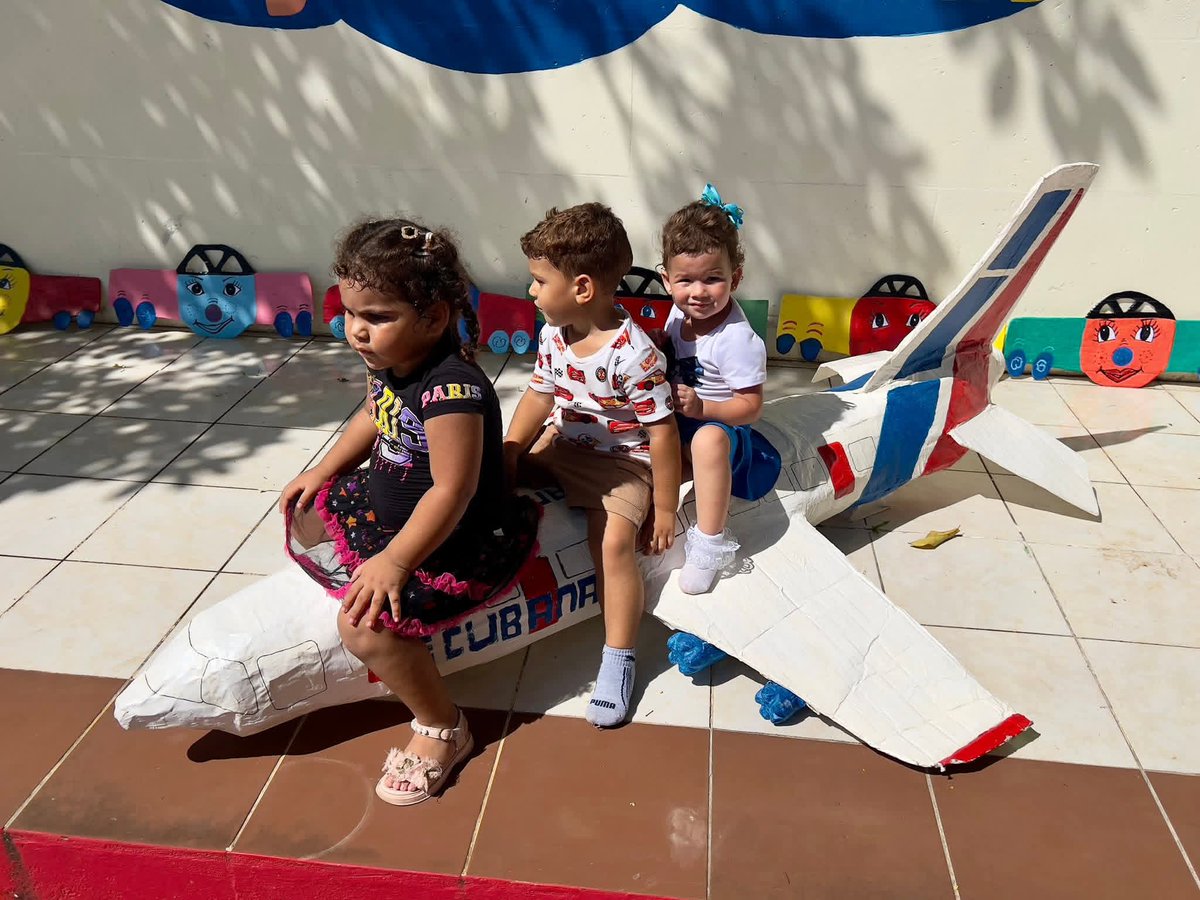LaCACSA's tweet photo. Desde #CACSA seguiremos apoyando cada iniciativa que ponga a la infancia en el centro, porque ellos son el futuro.
#CasitasInfantiles #Cuba #AviaciónCubana https://t.co/S43pZ3E4IJ