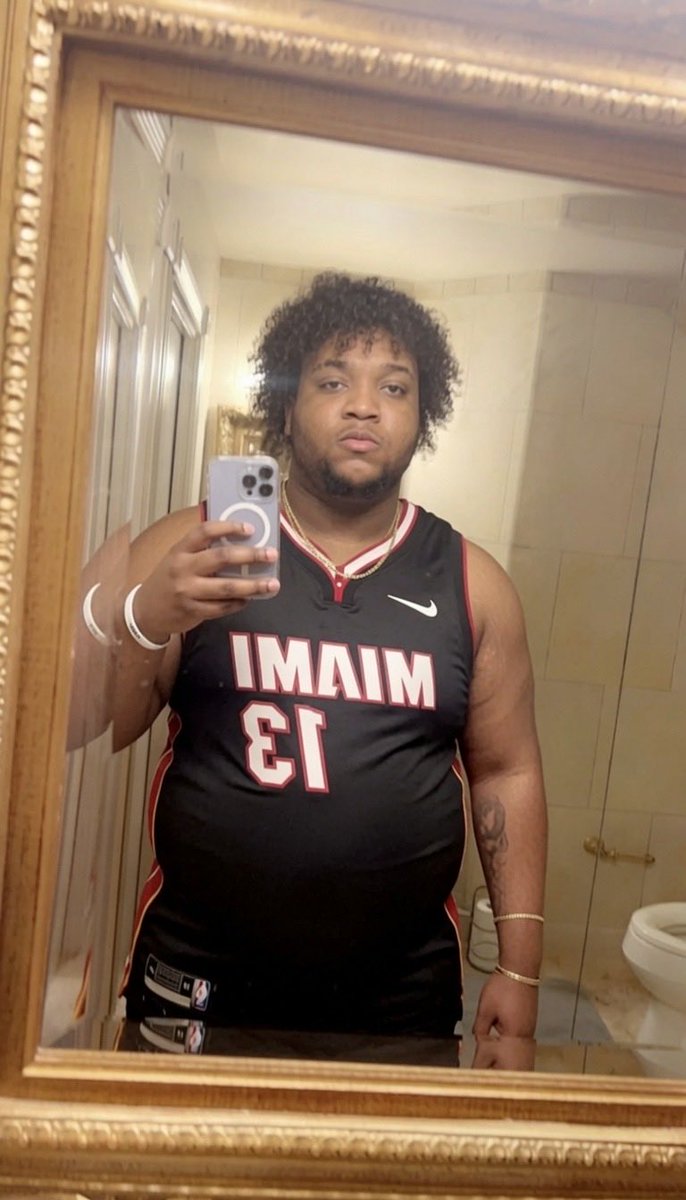 LilPinky00's tweet photo. @YourRAGEz @CoachSpo 6th man of the year https://t.co/DAPEwpu4Ti
